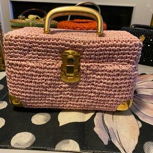 Vintage beautiful light pink straw mini bag!